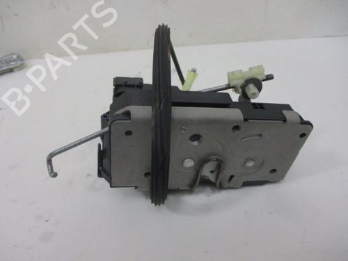 Højre fortil lås Højre fortil lås OPEL CORSA E (X15) 1.4 (08, 68) (90 hp) 37114148 37114148