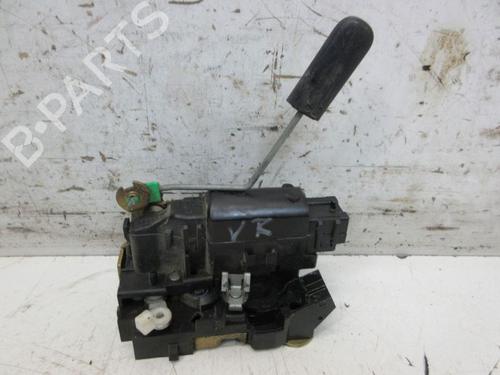 Used Front right lock NISSAN INTERSTAR Van (X70) dCi 100 (99 hp) 29090799