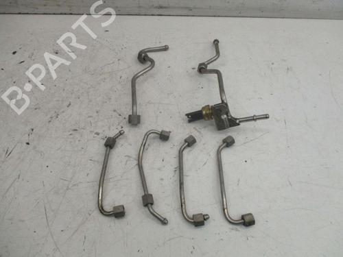 Used Injection rail BMW 1 (E81) 116 i (122 hp) 19292911