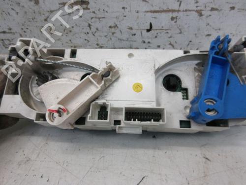 Climate control RENAULT MEGANE III Hatchback (BZ0/1_, B3_) 1.5 dCi | BP19298260I5 