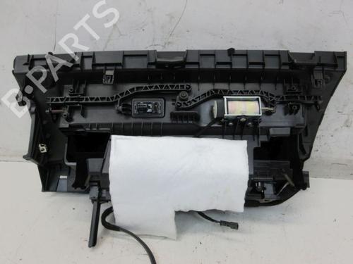 Glove box TESLA MODEL Y (5YJY) EV Performance All-wheel Drive | BP40170389C95 - Image 4