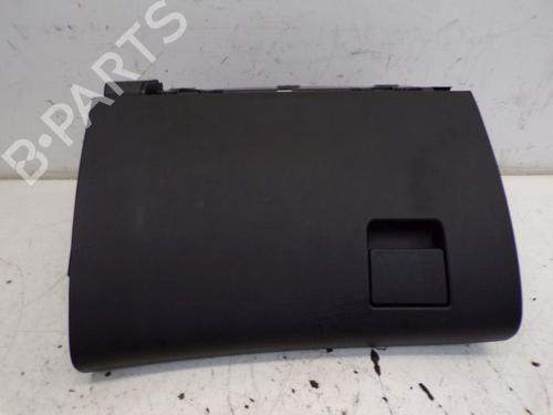 Used Glove box Glove box 37130216 37130216