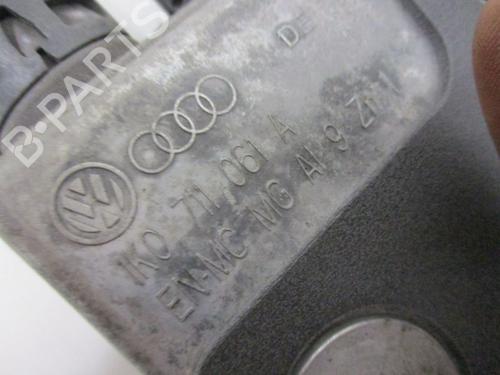 Shift knob VW GOLF V (1K1) 1.4 16V | BP23762156I34 - Image 4