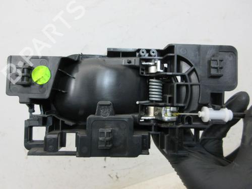 Venstre fortil lås CITROËN C4 CACTUS 1.2 VTi 82 | BP30668506C98 