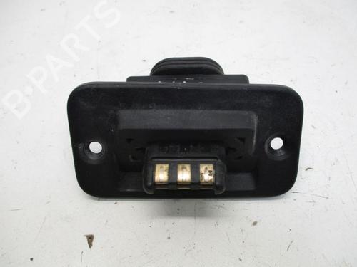 Used Switch VW CADDY III Box Body/MPV (2KA, 2KH, 2CA, 2CH) 1.6 TDI (75 hp) 28307031