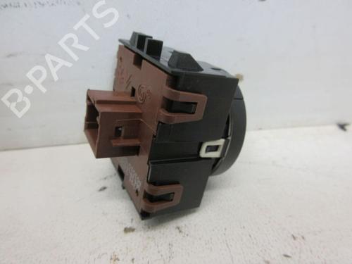Switch PEUGEOT 5008 (0U_, 0E_) 2.0 HDi | BP19299657I30 