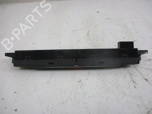 Warning switch LAND ROVER DISCOVERY III (L319) 2.7 TD 4x4 | BP18795783I22 