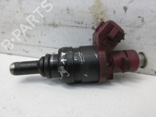 Used Injector MERCEDES-BENZ C-CLASS (W203) C 180 Kompressor (203.046) (143 hp) 19293709