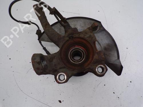 Used Right front steering knuckle VW TRANSPORTER T4 Bus (70B, 70C, 7DB, 7DK, 70J, 70K, 7DC, 7DJ) 2.5 TDI (102 hp) 29095417