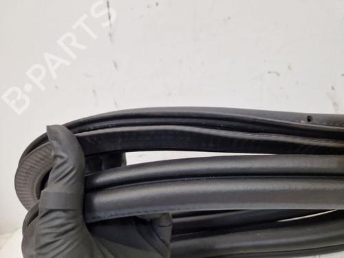 Rubber door seal SEAT ARONA (KJ7, KJP) 1.0 TSI | BP29108854C142 