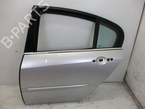 Used Left rear door RENAULT LAGUNA III (BT0/1) 2.0 16V (BT05, BT0F, BT0W) (140 hp) 26647538