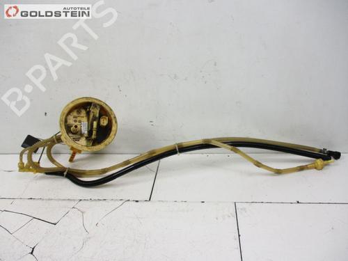 Used Fuel pump BMW 3 (E90) 318 d (122 hp) 18764498