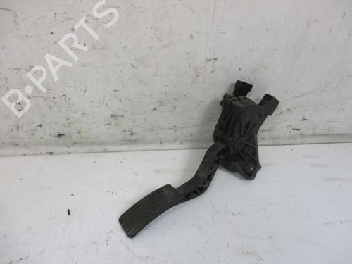 Pedal Pedal MITSUBISHI COLT VI (Z3_A, Z2_A) 1.5 DI-D (Z39A) (95 hp) 37115883 37115883