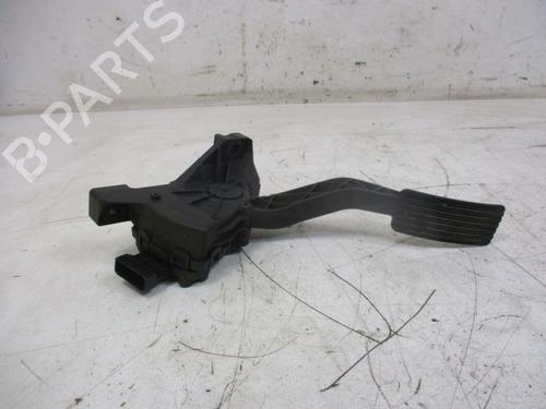 Pedal Pedal MITSUBISHI COLT VI (Z3_A, Z2_A) 1.5 DI-D (Z39A) (95 hp) 37114540 37114540