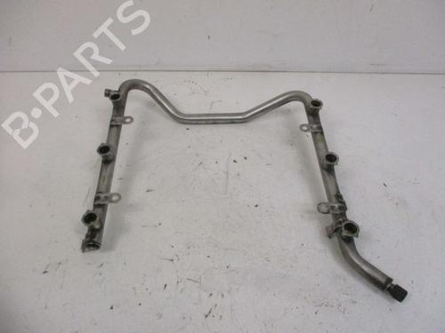 Used Injection rail MERCEDES-BENZ S-CLASS (W220) S 320 (220.065, 220.165) (224 hp) 18800558