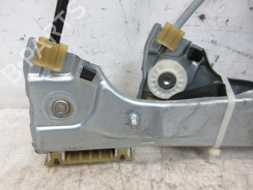 Rudehejsemekanisme ventre foran CITROËN C4 CACTUS 1.2 VTi 82 | BP30668516C22