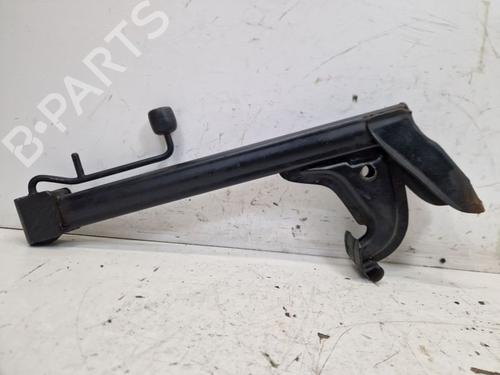 Reservehjulssett BMW 2500-3.3 (E3) 2500 (150 hp) 31149386