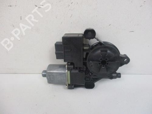 Used Right rear window motor SKODA OCTAVIA III Combi (5E5, 5E6) 1.6 TDI (115 hp) 18799627