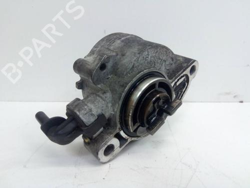 Used Vacuum pump MINI MINI (R56) Cooper D (109 hp) 28118815