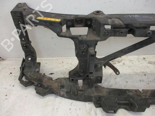 Crossmember LAND ROVER DISCOVERY III (L319) 2.7 TD 4x4 | BP18795775C162 
