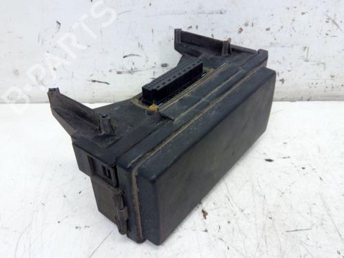 fuse-box-jeep-commander-xk-xh-2005-2006-2007-2008-2009-2010-38506456 main image