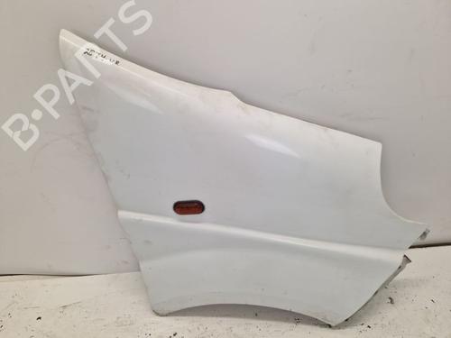 Used Right front fenders Right front fenders 37143374 37143374