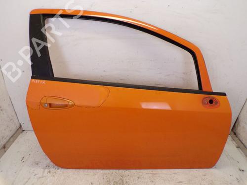 right-front-door-fiat-grande-punto-199_-2005-37122330 main image