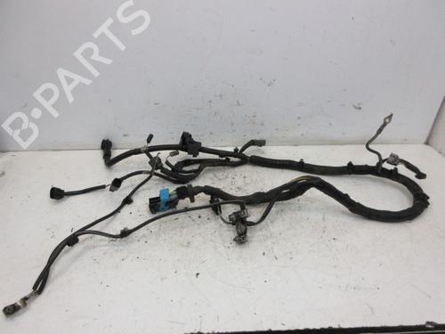 Used Wiring harness Wiring harness 37123565 37123565