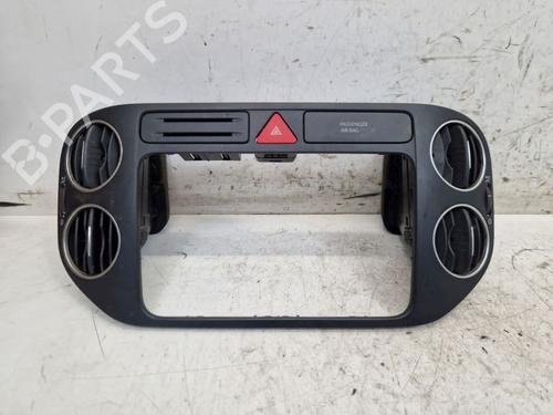 Used Air vent VW GOLF PLUS V (5M1, 521) 1.4 16V (75 hp) 27681820