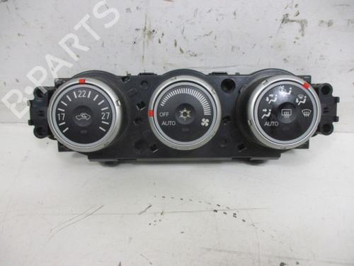 AC Styreenhet / Manøvreringsenhet MITSUBISHI LANCER VIII Sportback (CX_A) 2.0 DI-D (CX8A) (140 hp) 18794397