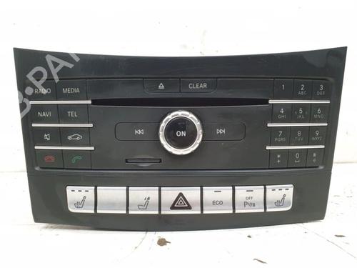 Used Radio MERCEDES-BENZ E-CLASS (W212) E 220 BlueTEC (212.001) (177 hp) 31703906