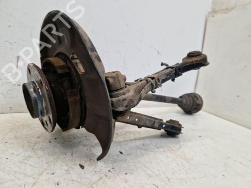 Used Right rear steering knuckle BMW 1 (E81) 116 i (122 hp) 23247404