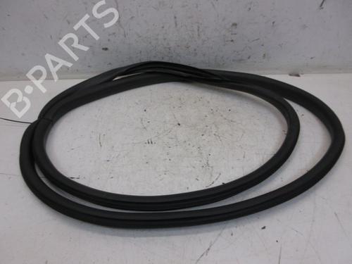 Used Rubber door seal FORD FIESTA VII (HJ, HF) 1.0 EcoBoost mHEV (125 hp) 29086541