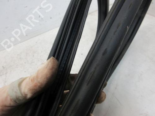 Rubber door seal VW POLO V (6R1, 6C1) 1.2 | BP29094886C142 