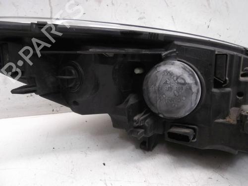 Left headlight RENAULT MEGANE III Hatchback (BZ0/1_, B3_) 1.6 16V (BZ1B, BZ1H) | BP29085791C28 