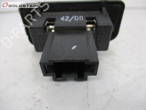 Licence plate light MERCEDES-BENZ CLS (C219) CLS 320 CDI (219.322) | BP18752311I40 