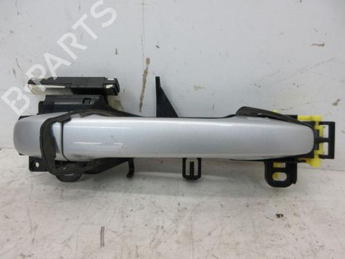 Used Front right exterior door handle TOYOTA AVENSIS Estate (_T27_) 2.2 D-4D (ADT271_, ADT271R) (177 hp) 29094815