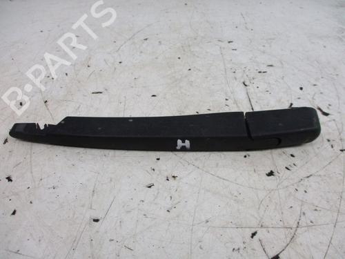 Used Front windshield wiper arm CITROËN C2 (JM_) 1.4 (73 hp) 18792094