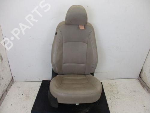 Used Right front seat KIA SORENTO II (XM) 2.4 CVVT (174 hp) 31588418