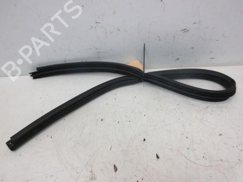 Rubber door seal MITSUBISHI MIRAGE / SPACE STAR VI Hatchback (A0_A) 1.2 (A03A) 5755A310