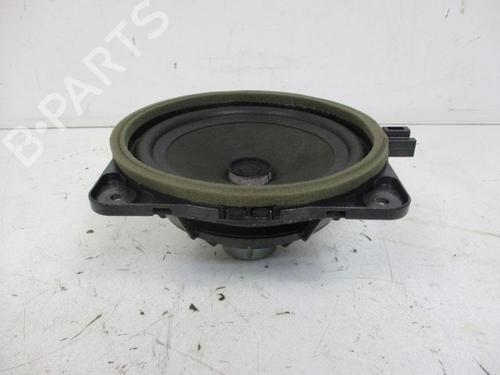 Used Speaker KIA SORENTO II (XM) 2.4 CVVT (174 hp) 33185039