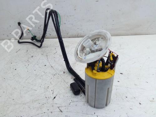 Used Fuel pump BMW 5 Touring (E61) 530 d (231 hp) 26127765