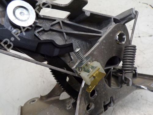 Hand brake RENAULT MEGANE IV Grandtour (K9A/M/N_) 1.2 TCe 130 (K9MR) | BP29101482I18 