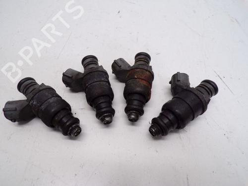 Inyector VW GOLF PLUS V (5M1, 521) 1.6 (102 hp) 30667725