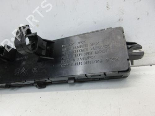 Switch PEUGEOT 5008 (0U_, 0E_) 2.0 HDi 136 / BlueHDi 136 | BP29098764I30 