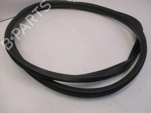 Rubber door seal RENAULT CLIO IV (BH_) 1.2 TCe 120 (BHM0) | BP29083647C142 