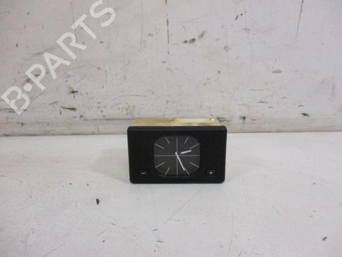 Display für Display BMW 5 (E34) 520 i (129 hp) 18798634 18798634