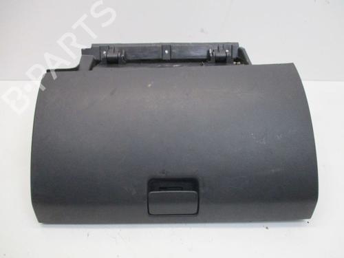 Used Glove box Glove box 37118980 37118980