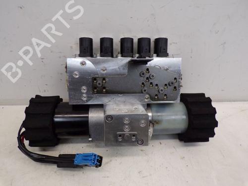 ABS pump BMW 3 Convertible (E93) 325 i | BP37130725M43 - Image 3