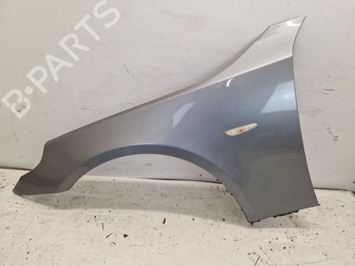 Forskærm venstre Forskærm venstre BMW 5 (E60) 530 i (258 hp) 33907929 33907929